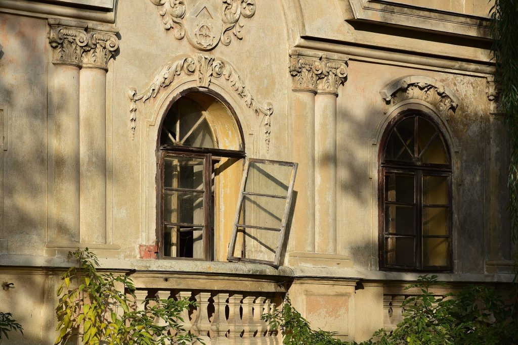 Poláky Castle: A Baroque Manor Castle in Czechia 4 Poláky Castle