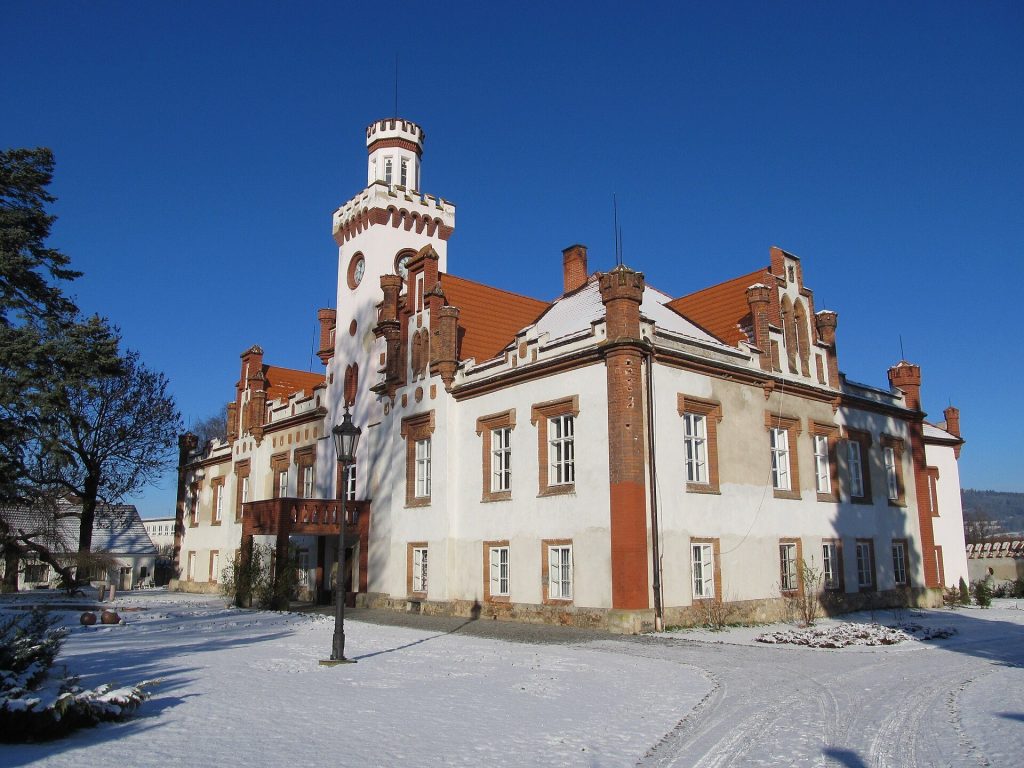 Dub Château: A Neo-Gothic Château in Czechia 1 Dub Château