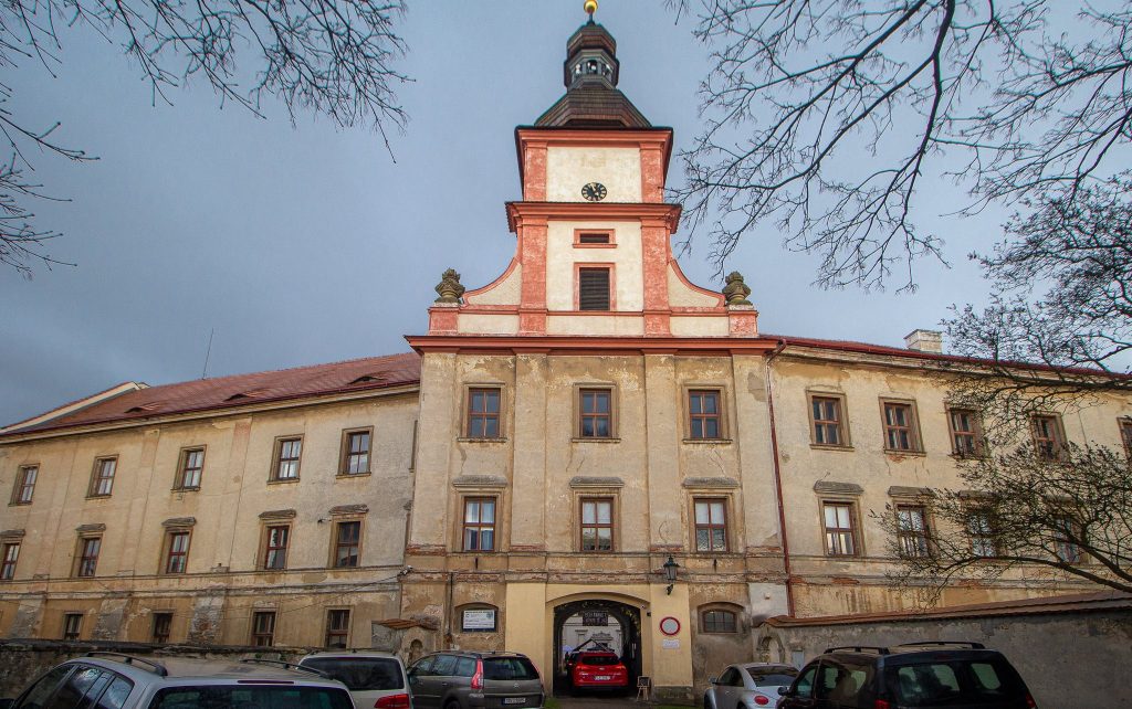 Bělá pod Bezdězem Castle: A Bohemian Fortress and Noble Residence 3 Bělá pod Bezdězem Castle