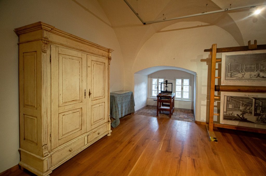 Bělá pod Bezdězem Castle: A Bohemian Fortress and Noble Residence 5 Bělá pod Bezdězem Castle