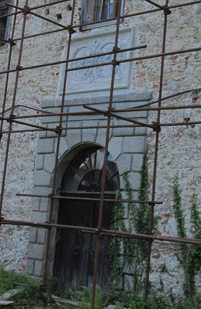 Bratronice: A Czech Chateau and Fortified Residence 3 Bratronice
