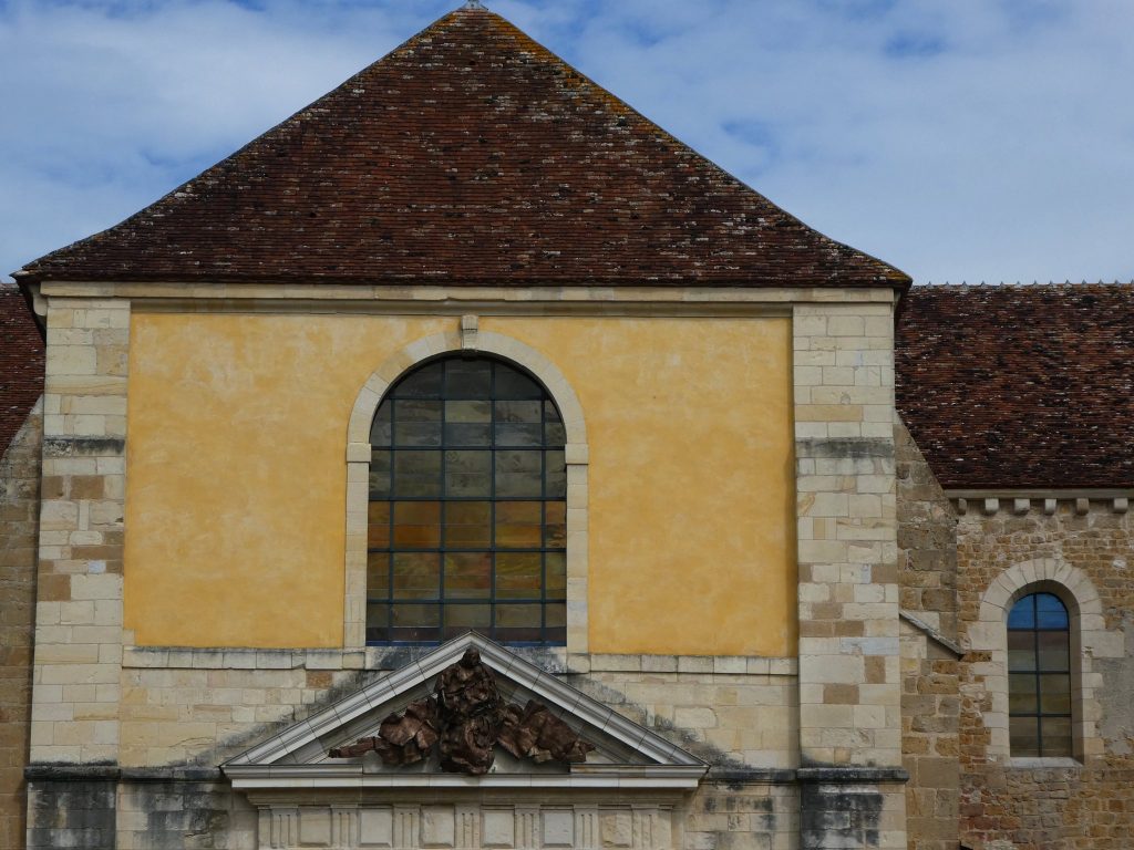 Abbaye de Fontmorigny: A Cistercian Abbey in France 2 Abbaye de Fontmorigny