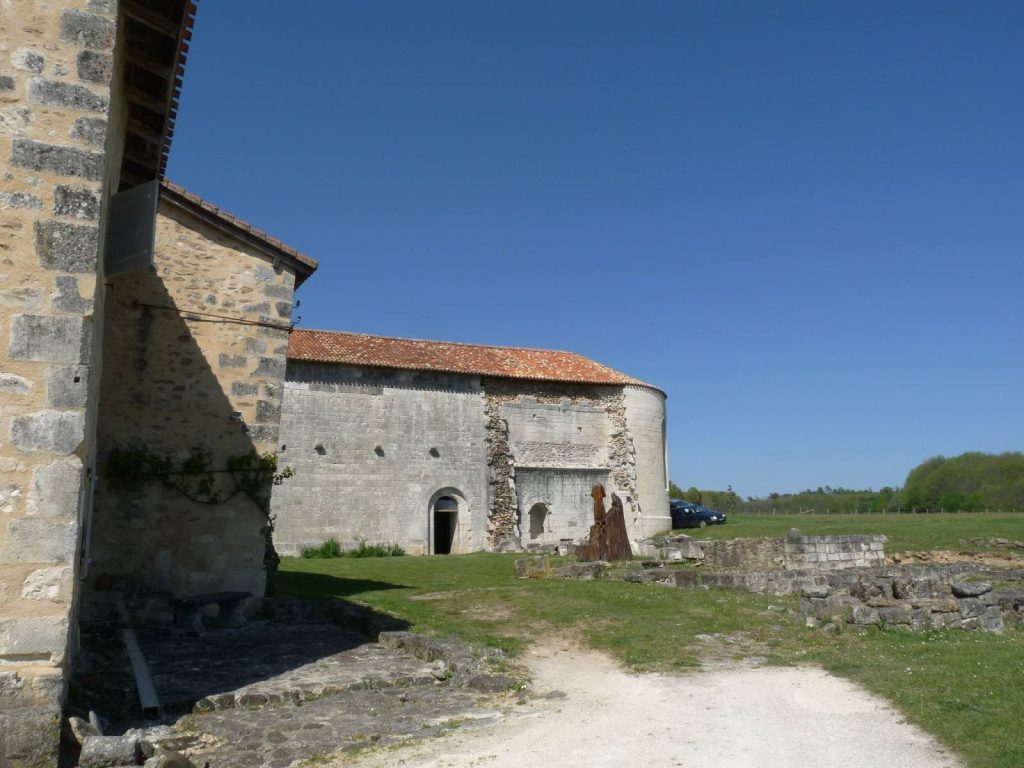 Prieuré de Rauzet: A Grandmontine Priory in France 4 Prieuré de Rauzet