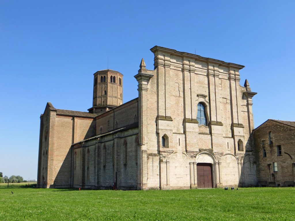 Abbey of Valserena: A Cistercian Monastery in Parma 1 Abbey of Valserena