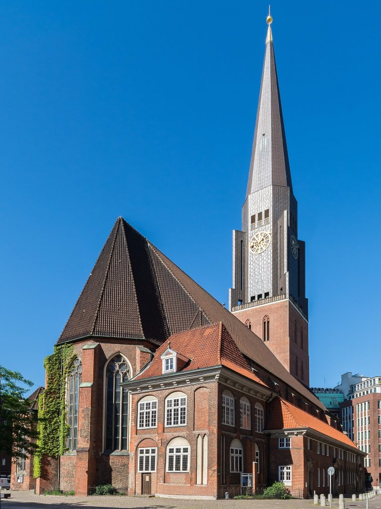 St. James' Church: A Medieval Lutheran Landmark in Hamburg 1 St. James' Church
