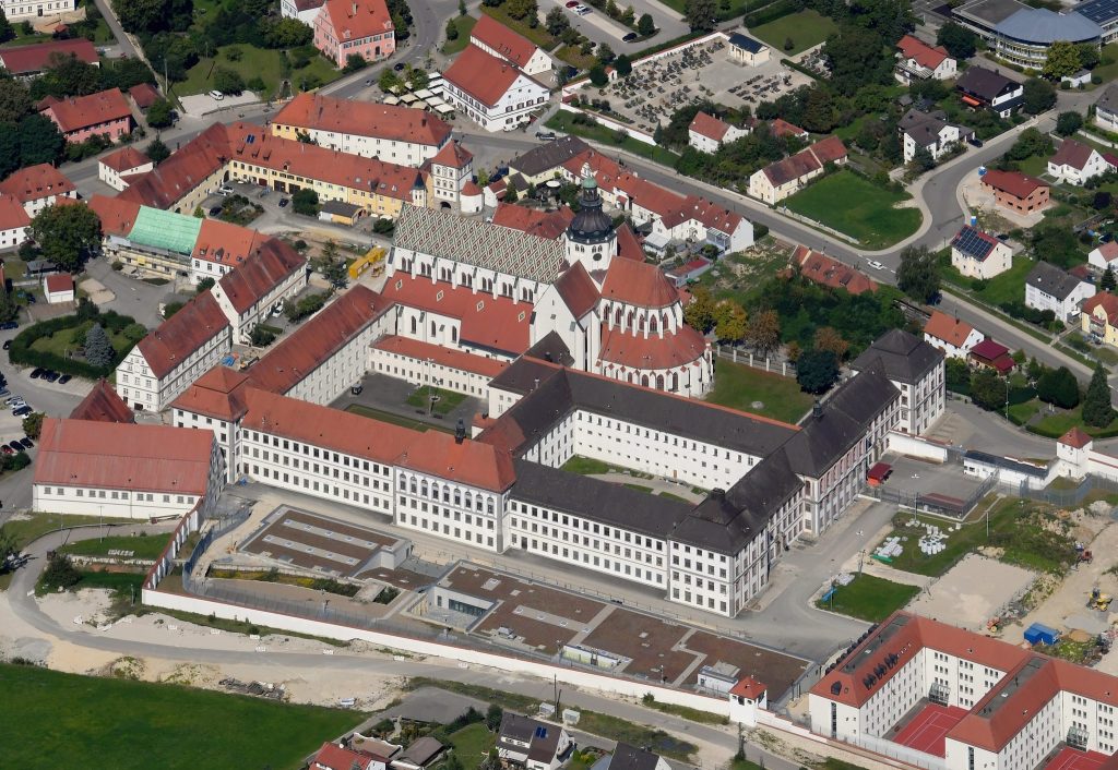 Kaisheim Abbey: A Cistercian and Imperial Abbey in Germany 1 Kaisheim Abbey