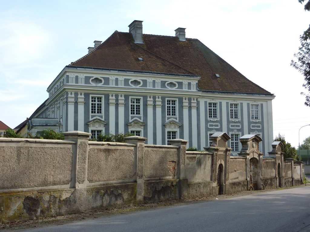 Säusenstein Abbey: A Former Cistercian Monastery in Austria 3 Säusenstein Abbey