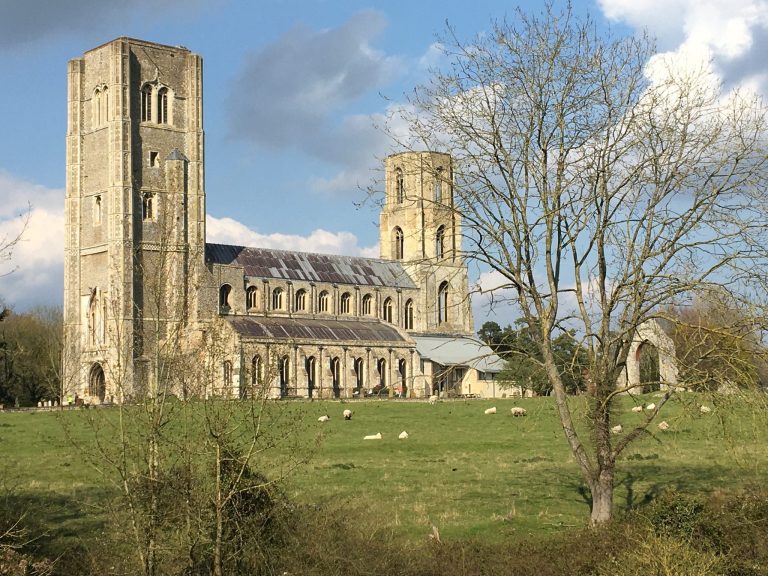 Wymondham Abbey: A Medieval Benedictine Priory and Parish Church