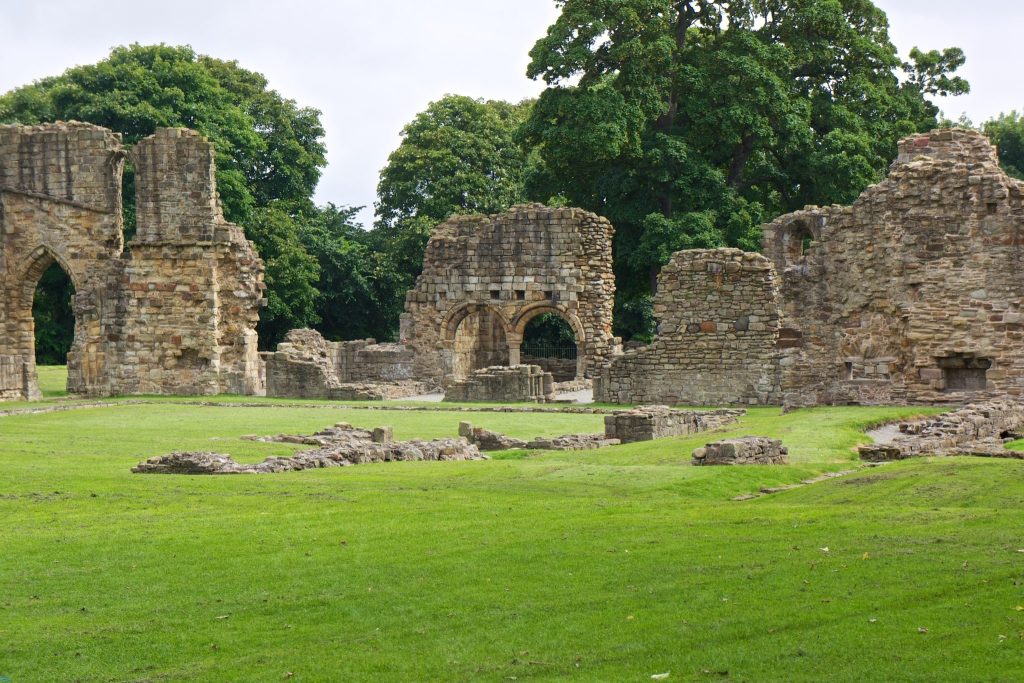 Basingwerk Abbey: A Medieval Cistercian Monastery in Wales 1 Basingwerk Abbey