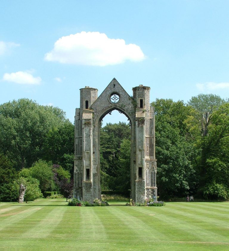 Walsingham Priory: A Medieval Augustinian Pilgrimage Centre in England