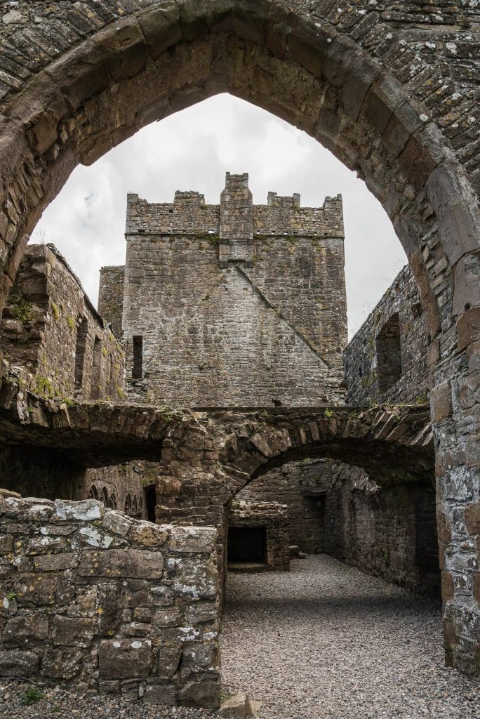 Bective Abbey: A Cistercian Monastery in Ireland 2 Bective Abbey