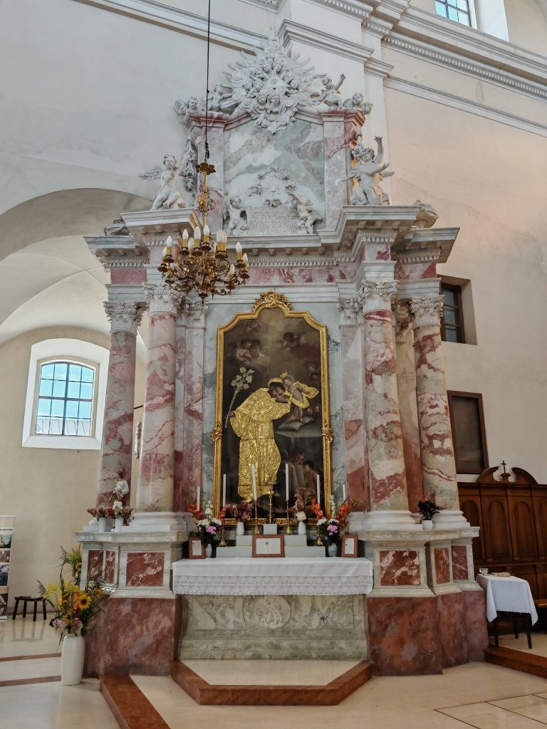 Church of the Assumption in Drohiczyn: A Franciscan Baroque Church 3 Church of the Assumption in Drohiczyn