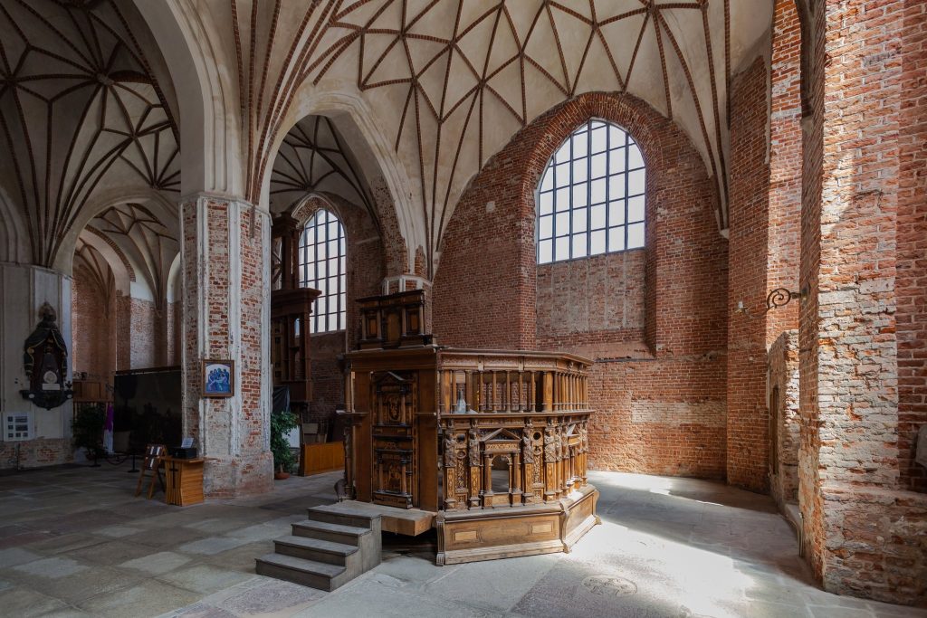 St Catherine's Church: A Gothic Parish Church in Gdańsk 2 St Catherine's Church