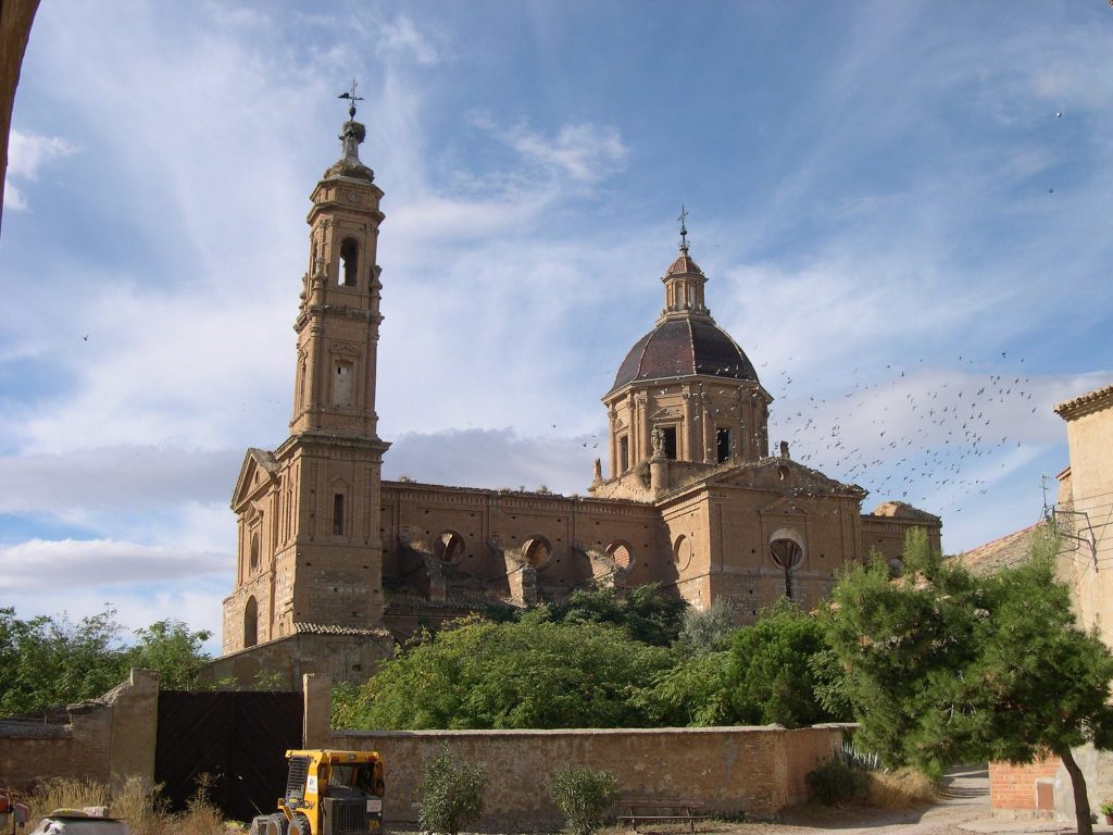 Santa Fe Abbey: A Cistercian Monastery in Spain 1 Santa Fe Abbey
