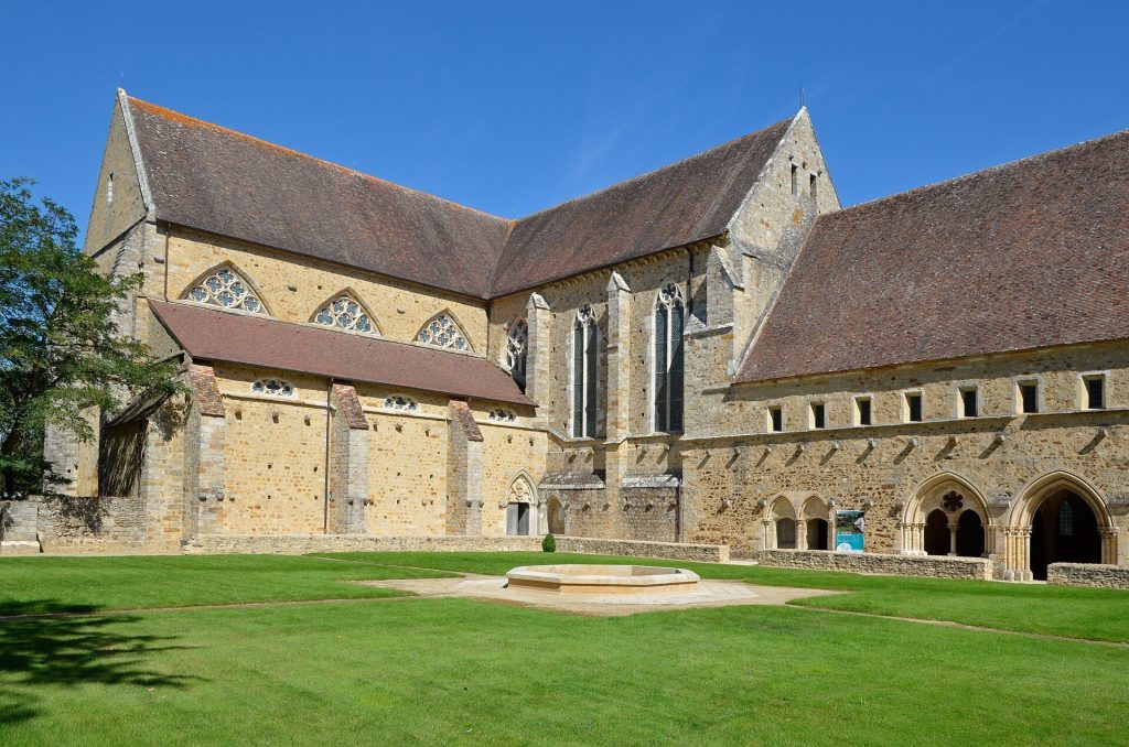 Royal Abbey of l'Epau: A Cistercian Monastic Foundation in France 1 Royal abbey of l'Epau