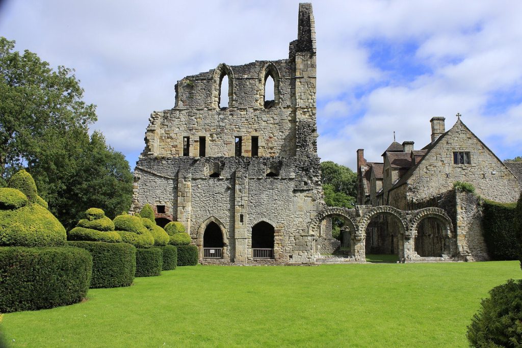 Wenlock Priory: An Anglo-Saxon Monastery and Cluniac Priory in England 1 Wenlock Priory