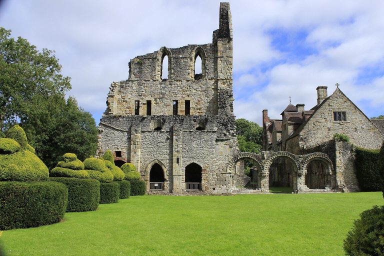 Wenlock Priory: An Anglo-Saxon Monastery and Cluniac Priory in England