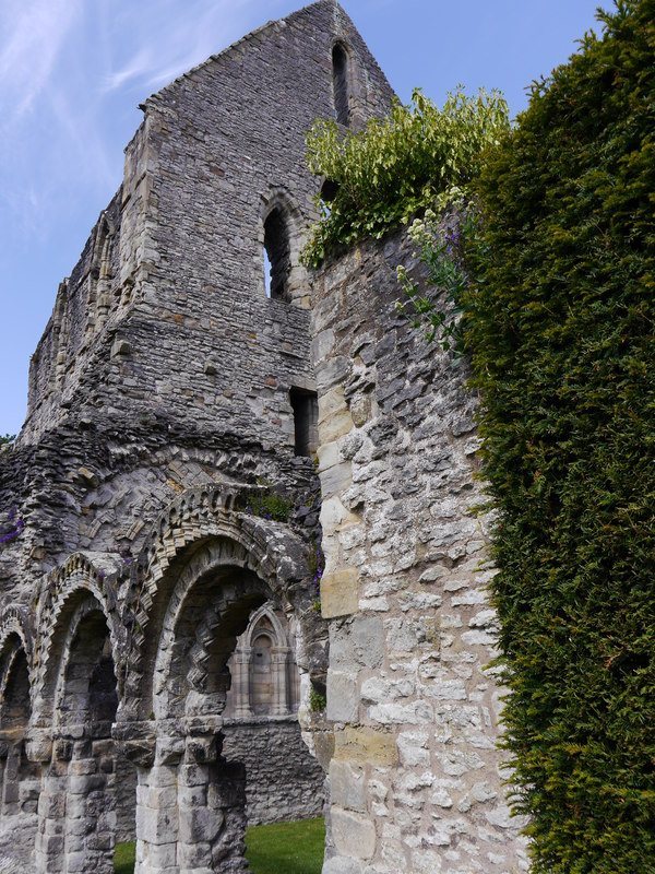 Wenlock Priory: An Anglo-Saxon Monastery and Cluniac Priory in England 5 Wenlock Priory