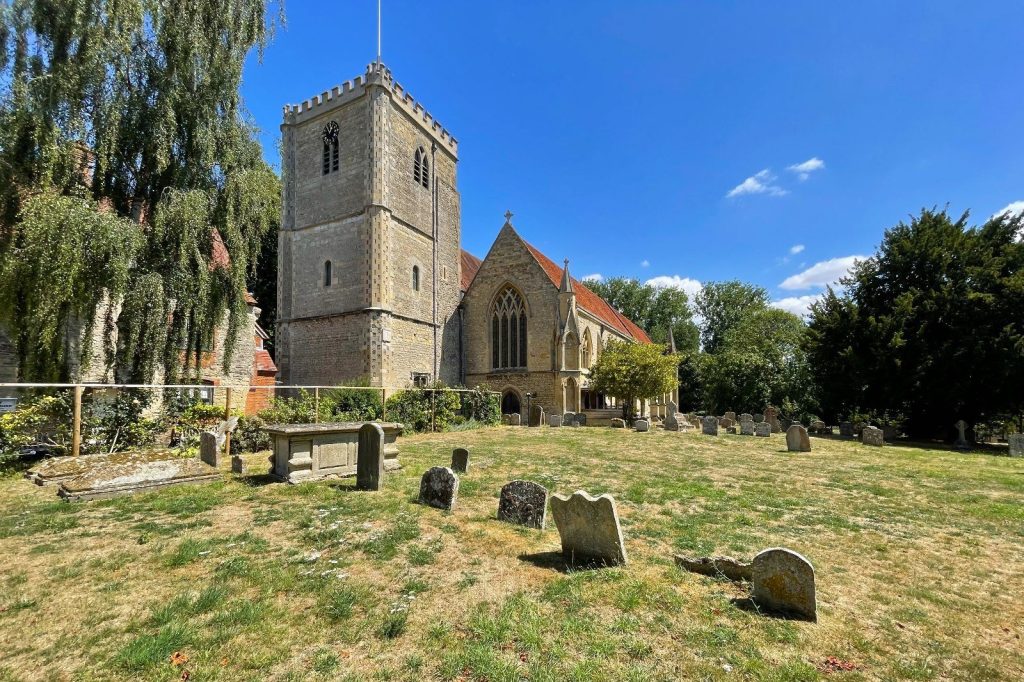 Dorchester Abbey: An Augustinian Abbey Church in England 4 Dorchester Abbey