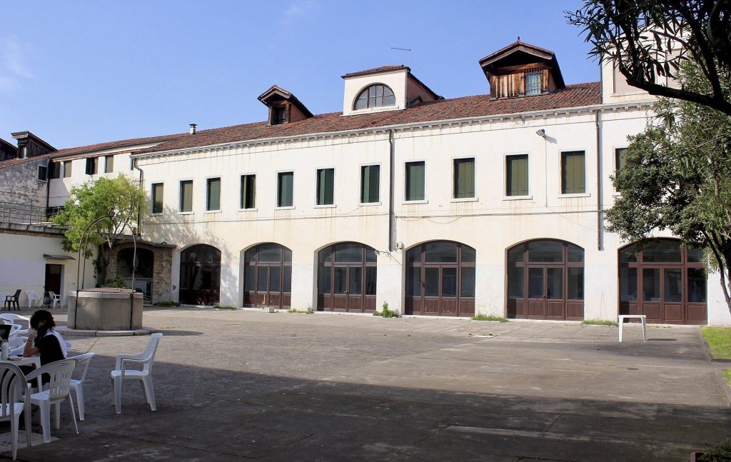 Chiesa di Santa Maria dei Servi: A Former Servite Church in Venice 3 Chiesa di Santa Maria dei Servi
