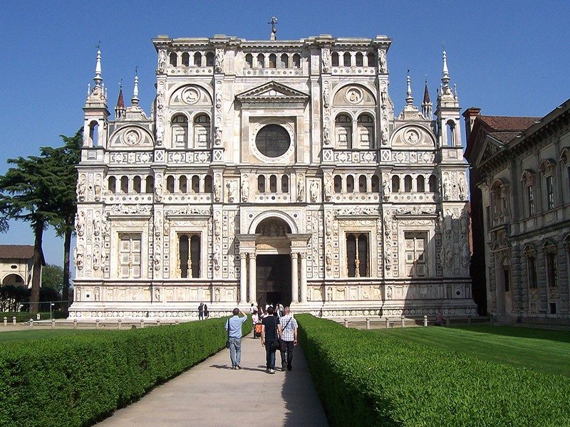 Certosa di Pavia: Visconti Dynastic Monastery and Sanctuary in Italy 1 Certosa di Pavia