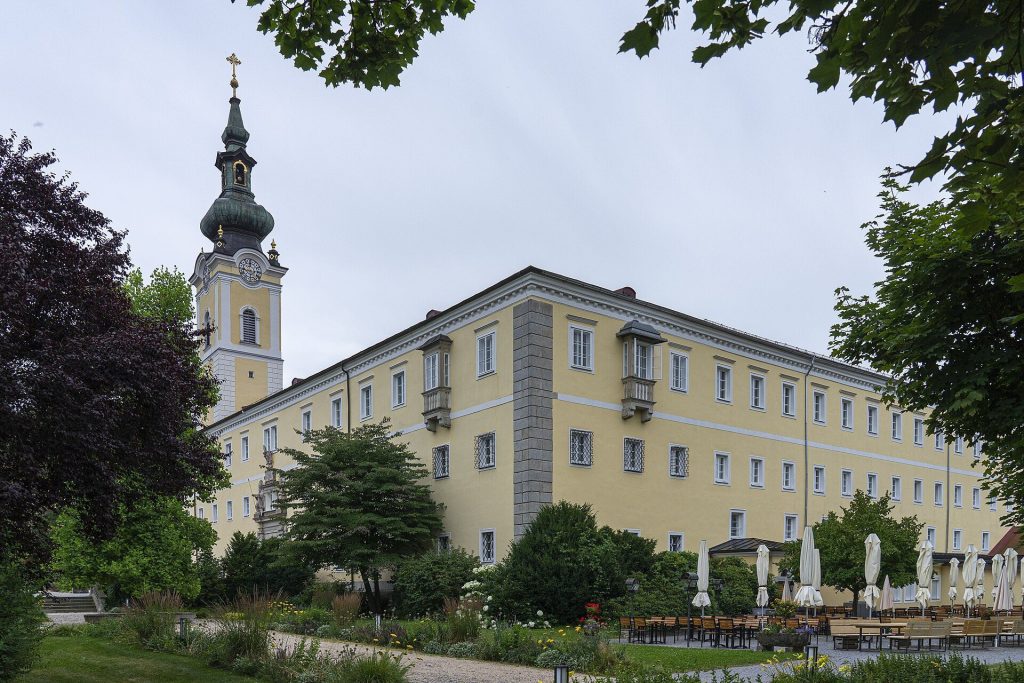 Stift Schlägl: A Premonstratensian Monastery in Austria 1 Stift Schlägl