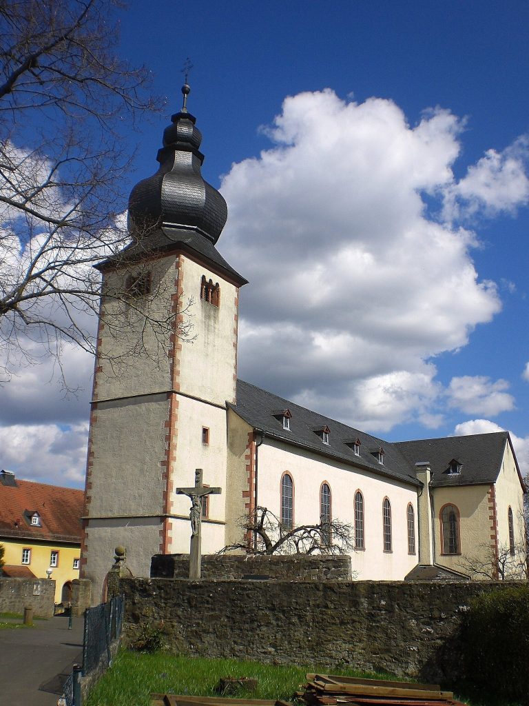 Neuenberg Benedictine Provostry (Andreasberg): A Medieval Reform Monastery in Fulda 1 Benediktinerkloster Neuenberg (Andreasberg)