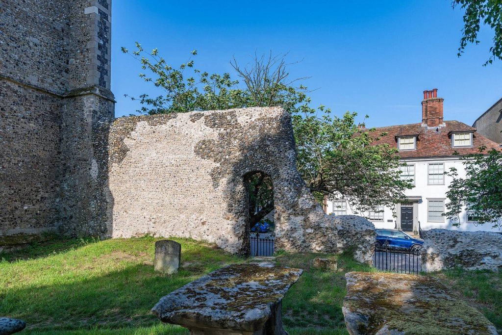 Bury St Edmunds Abbey: A Benedictine Monastery and Pilgrimage Centre 2 Bury St Edmunds Abbey