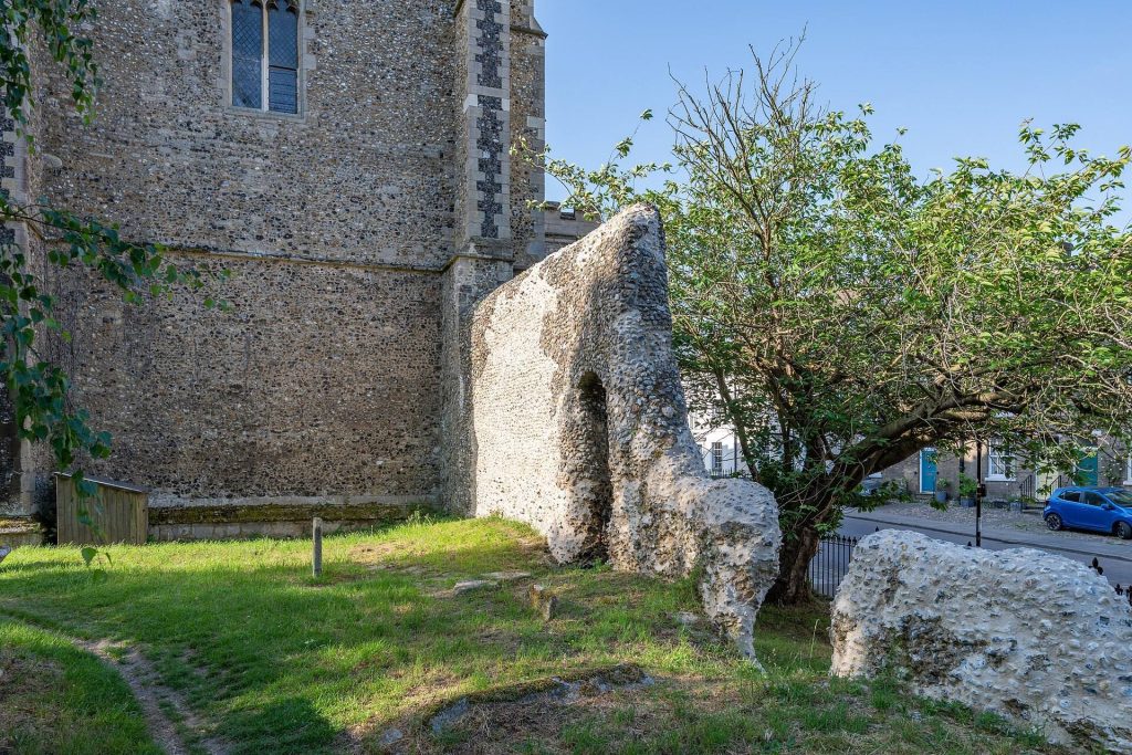 Bury St Edmunds Abbey: A Benedictine Monastery and Pilgrimage Centre 3 Bury St Edmunds Abbey