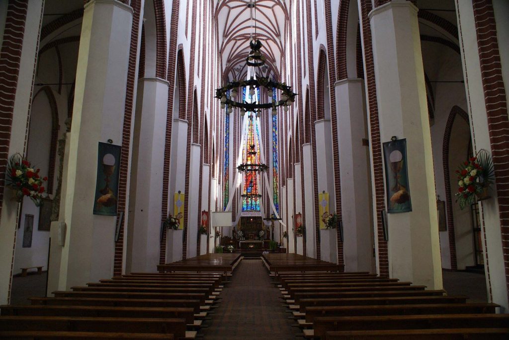 St. Nicholas's Church: A Gothic Parish Basilica in Brzeg, Poland 2 St. Nicholas's Church