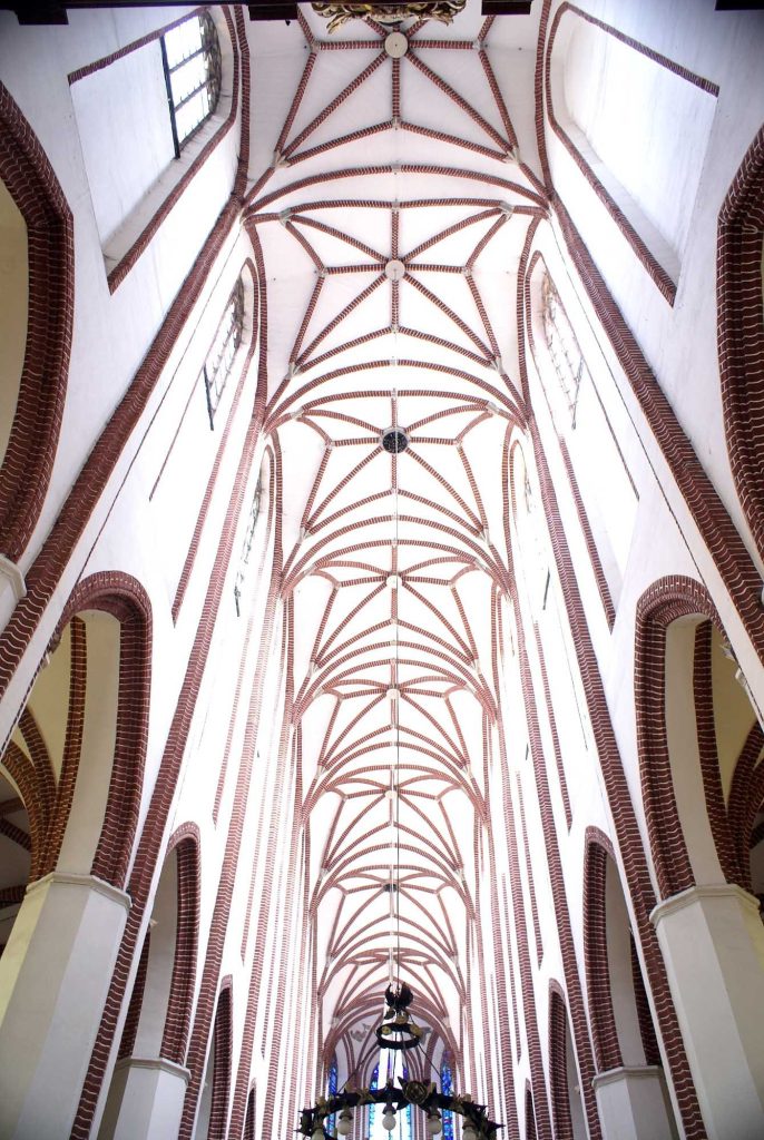 St. Nicholas's Church: A Gothic Parish Basilica in Brzeg, Poland 4 St. Nicholas's Church