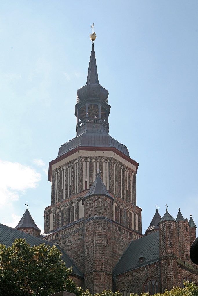 St. Mary's Church: A Brick Gothic Parish Church in Stralsund 3 St. Mary's Church