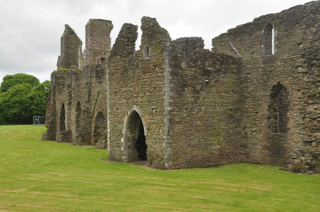 Neath Abbey: A Medieval Cistercian Monastery in Wales 2 Neath Abbey