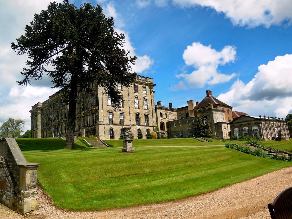 Stoneleigh Abbey: A Former Cistercian Monastery and Country House 1 Stoneleigh Abbey