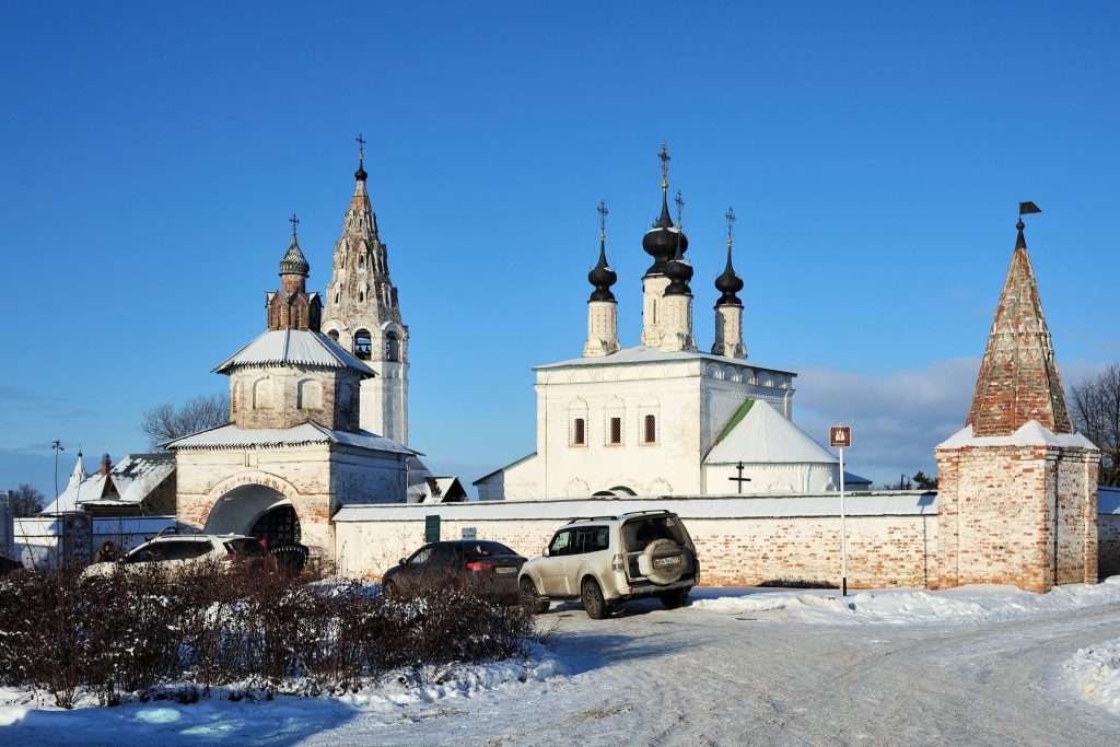 Alexandrovsky Monastery: An Orthodox Monastic Complex in Suzdal, Russia 2 Alexandrovsky Monastery