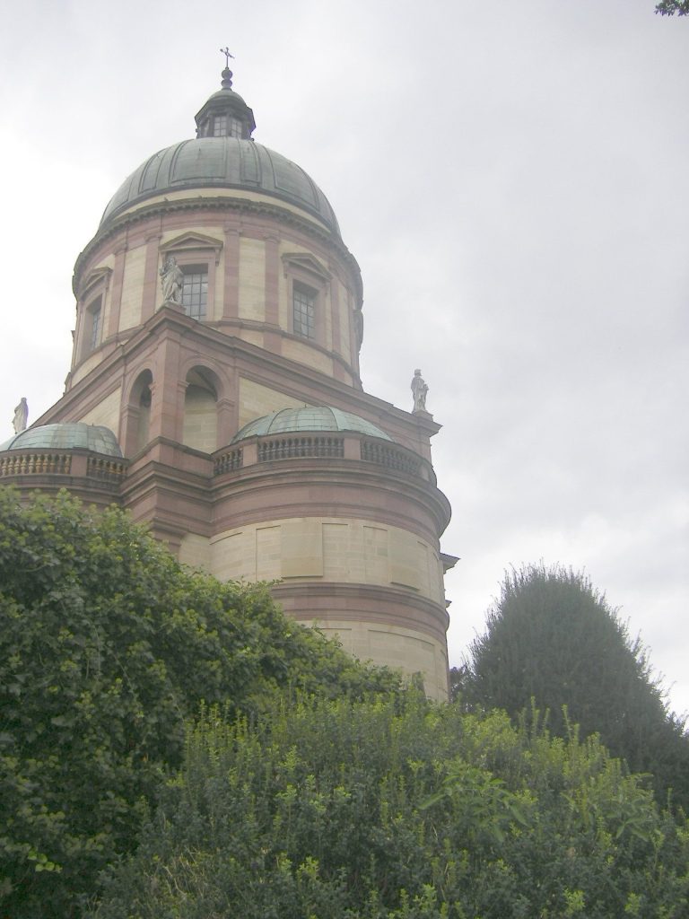 Kloster Hedingen: A Former Monastery and Dynastic Burial Church in Sigmaringen 1 Kloster Hedingen