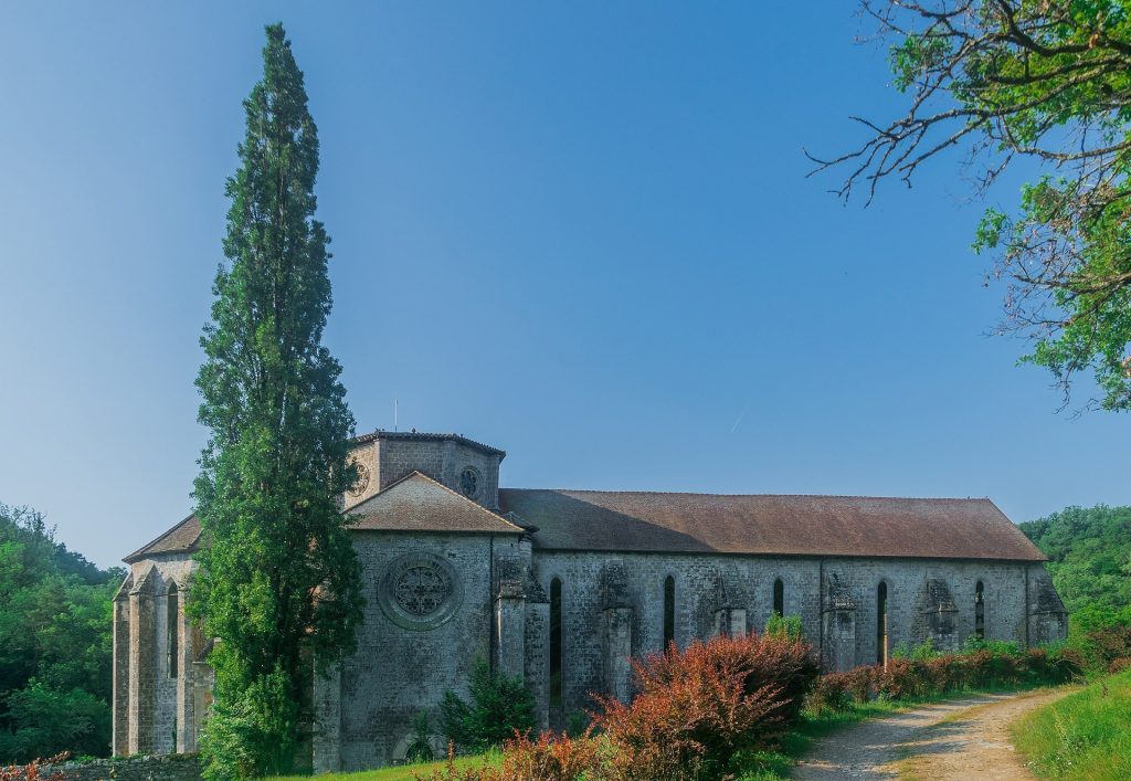 Beaulieu-en-Rouergue Abbey: A Cistercian Monastery and Contemporary-Art Museum 3 Beaulieu-en-Rouergue Abbey