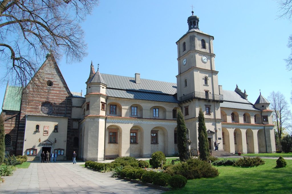 Wąchock Abbey: A Cistercian Monastery in Poland 1 Wąchock Abbey