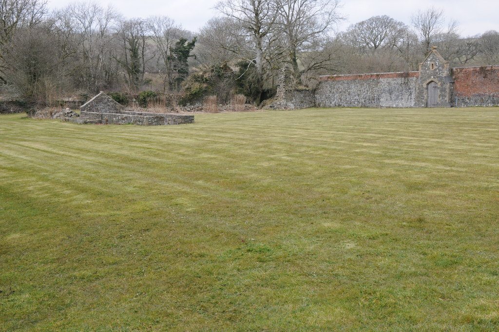 Whitland Abbey: A Cistercian Monastery in Wales 2 Whitland Abbey