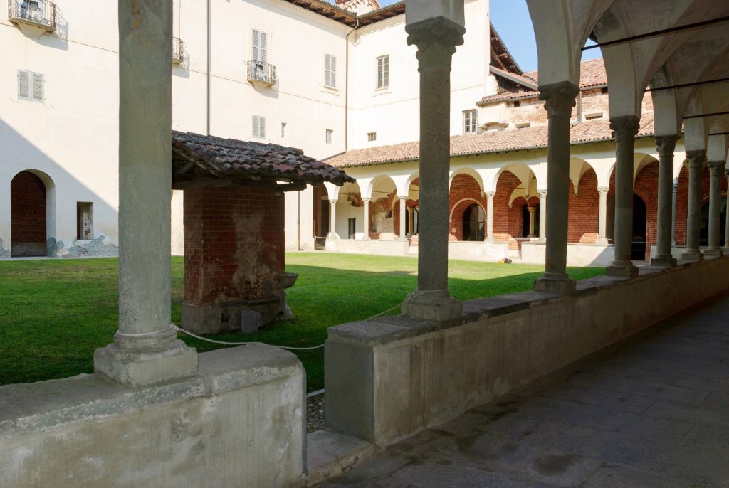 Abbey of Morimondo: A Cistercian Monastery in Italy 3 Abbey of Morimondo