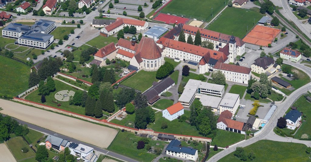 Stift Baumgartenberg: A Former Cistercian Monastery in Austria 1 Stift Baumgartenberg