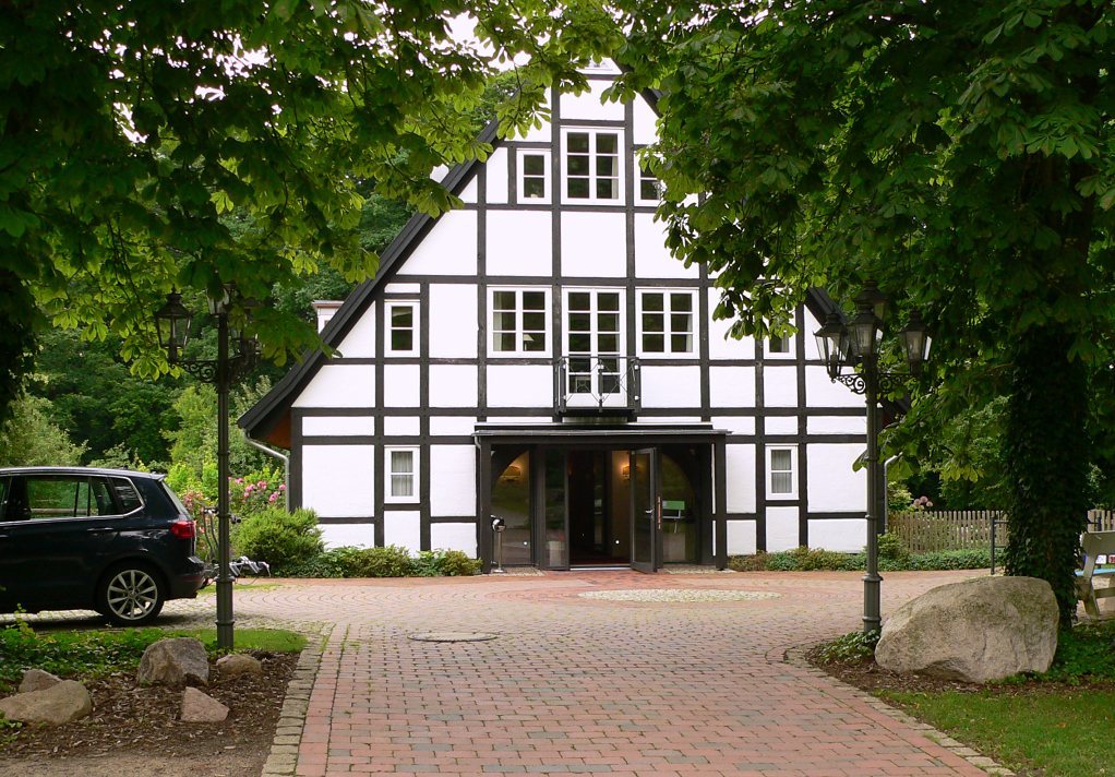 Prämonstratenserstift Heiligenberg: A Premonstratensian Collegiate Foundation in Germany 4 Prämonstratenserstift Heiligenberg