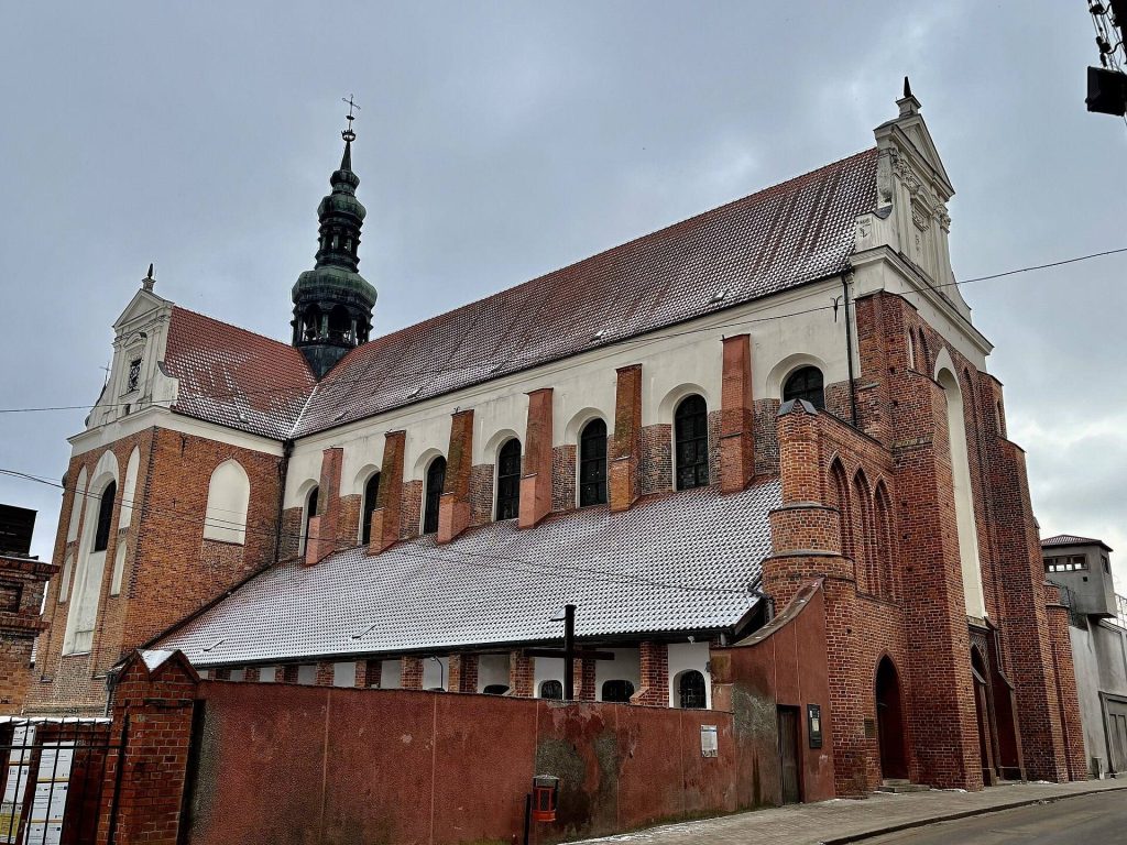 Kloster Koronowo: A Cistercian Monastery and Basilica in Poland 1 Kloster Koronowo