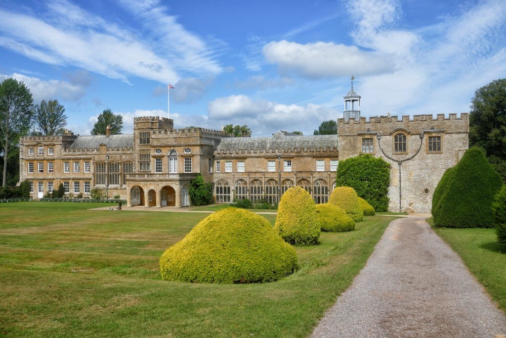 Forde Abbey: A Former Cistercian Monastery in England 2 Forde Abbey