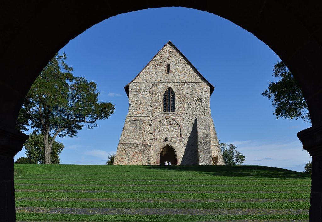 Abbey and Altenmünster of Lorsch: A Carolingian Imperial Abbey in Germany 2 Abbey and Altenmünster of Lorsch