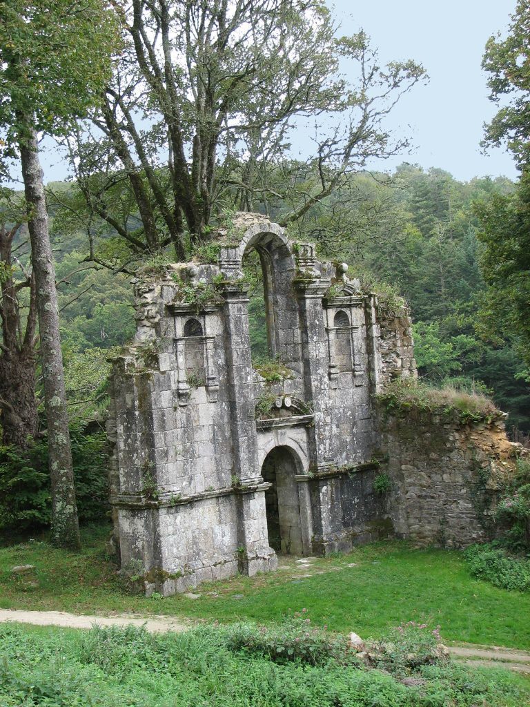 Abbaye Notre-Dame de Carnoët: A Cistercian Abbey in France 5 Abbaye Notre-Dame de Carnoët
