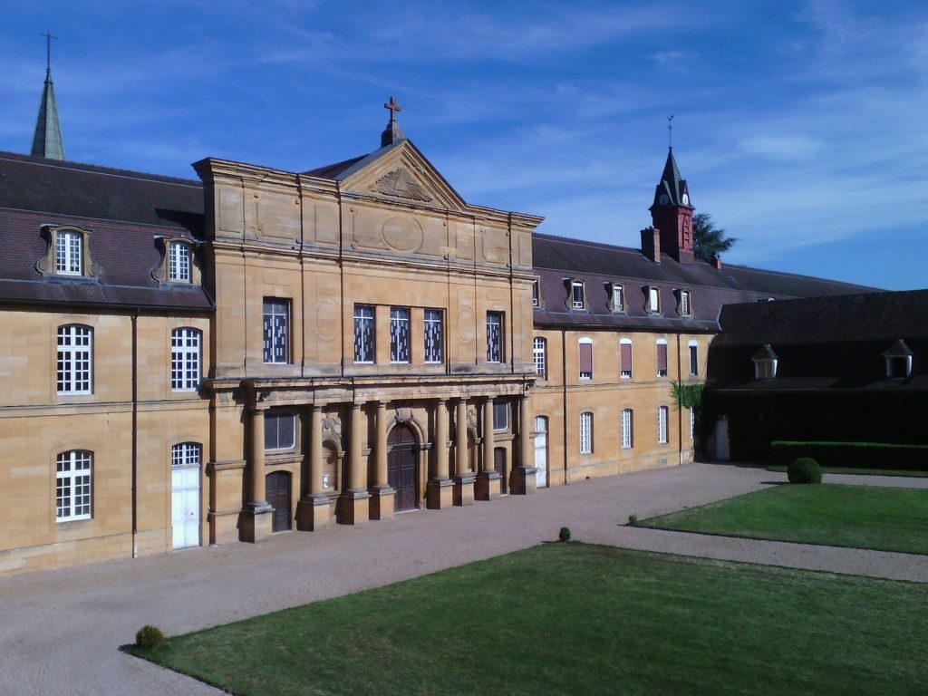 Sept-Fons Abbey: A Cistercian Monastery in France 1 Sept-Fons Abbey