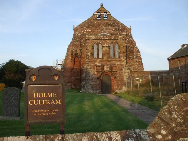 Holmcultram Abbey: A Cistercian Monastery and Parish Church in Cumbria 1 Holmcultram Abbey