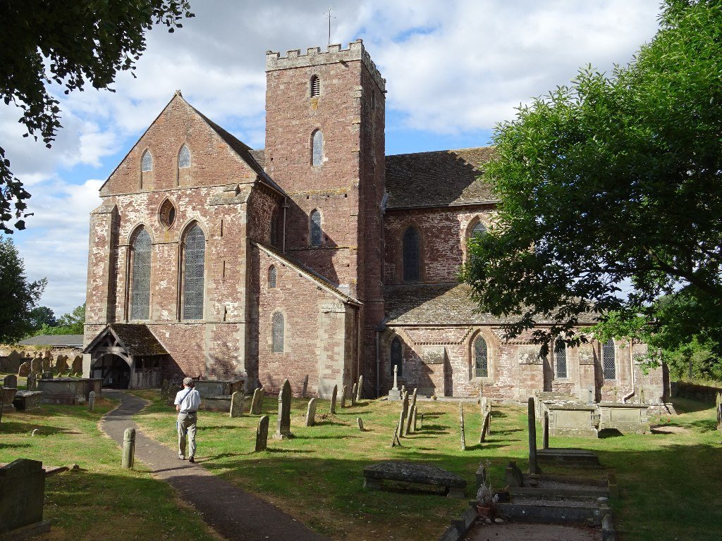 Dore Abbey: A Former Cistercian Monastery in Herefordshire 2 Dore Abbey