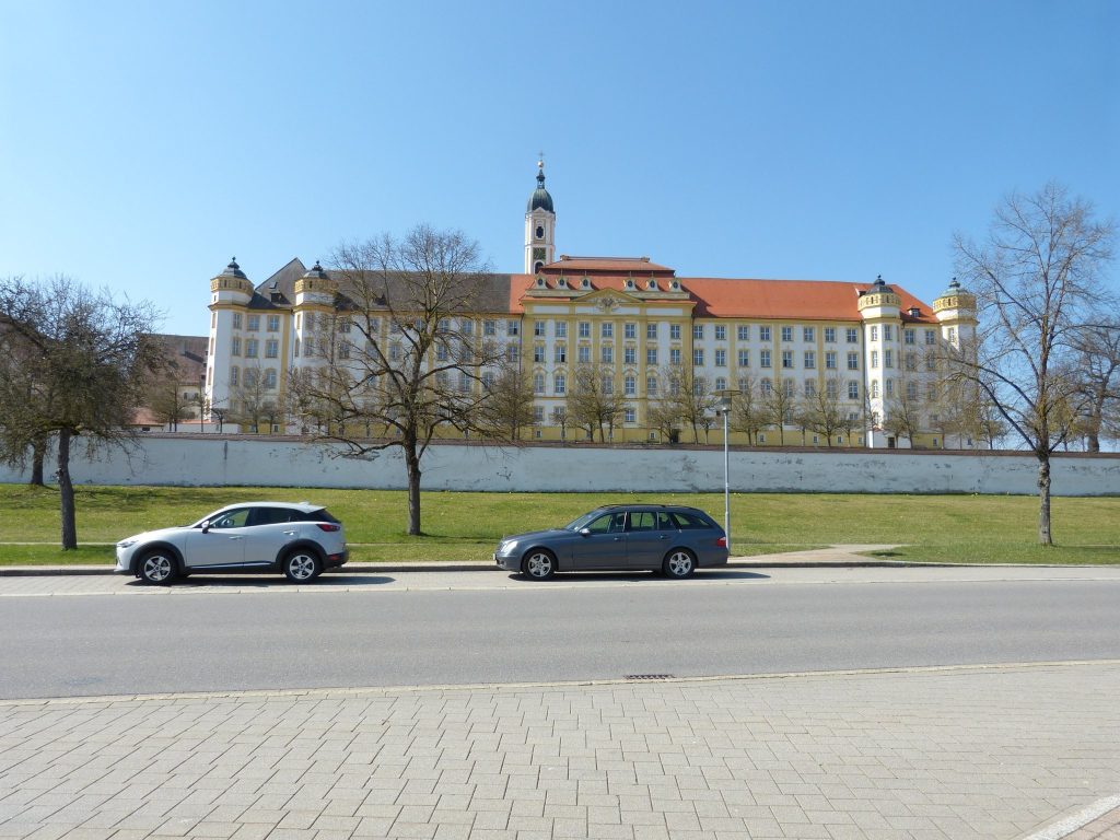Ochsenhausen Abbey: A Benedictine Monastery and Imperial Abbey in Germany 1 Ochsenhausen Abbey